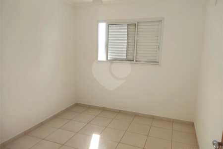Apartamento à Venda no Residencial Augusta - Brotas/SP