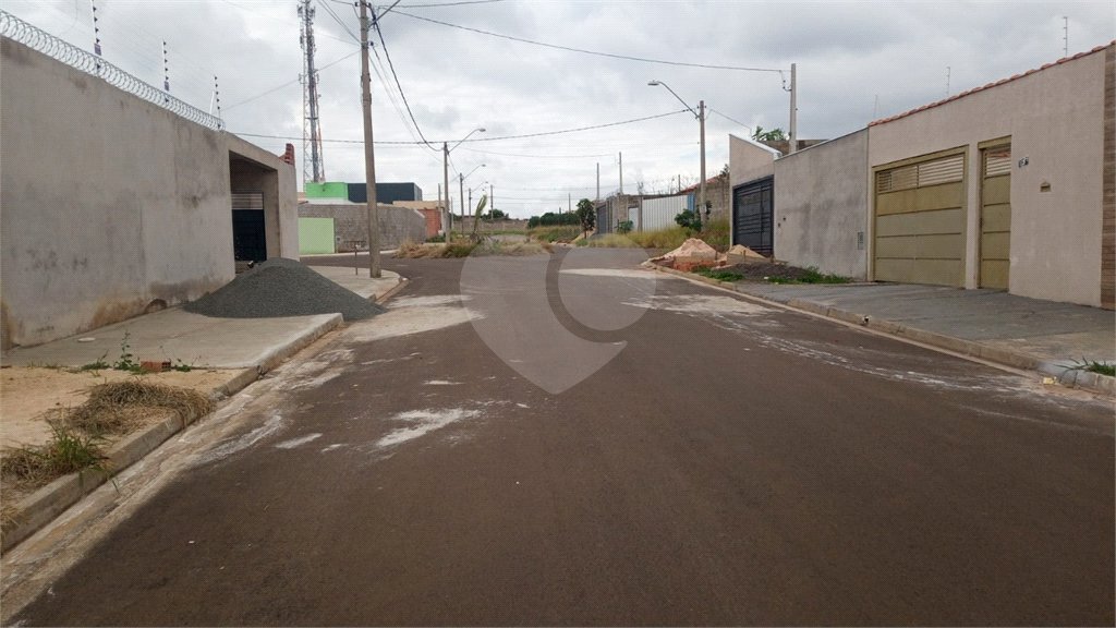 Lote no Jardim do Bosque, aceita financiamento ou aquisição de terreno e construção .