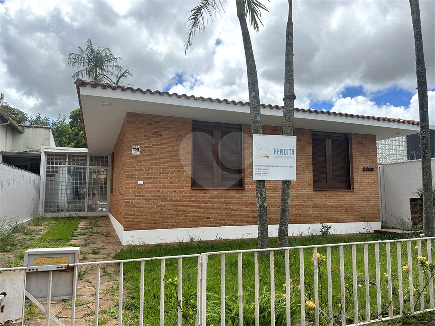 Casa térrea no Centro para venda ou locação