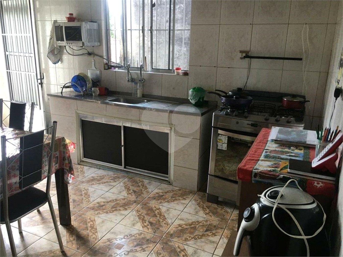 Terreno com 350m2 de área total, localizado no melhor da Vila Santa Catarina !!