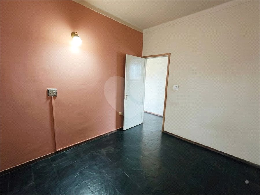 Casa Térrea Charmosa e Espaçosa na Vila Prado: Conforto, Praticidade e Próxima ao Centro!