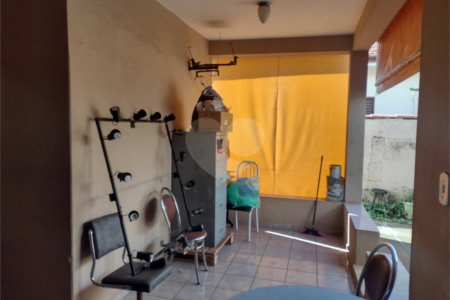 Casa térrea na Vila Prado.