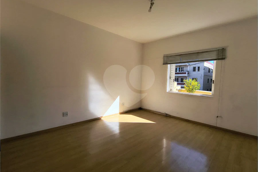 Casa para alugar com 3 quartos, sendo 1 suíte, em Jardim Dos Estados, Poços de Caldas - MG