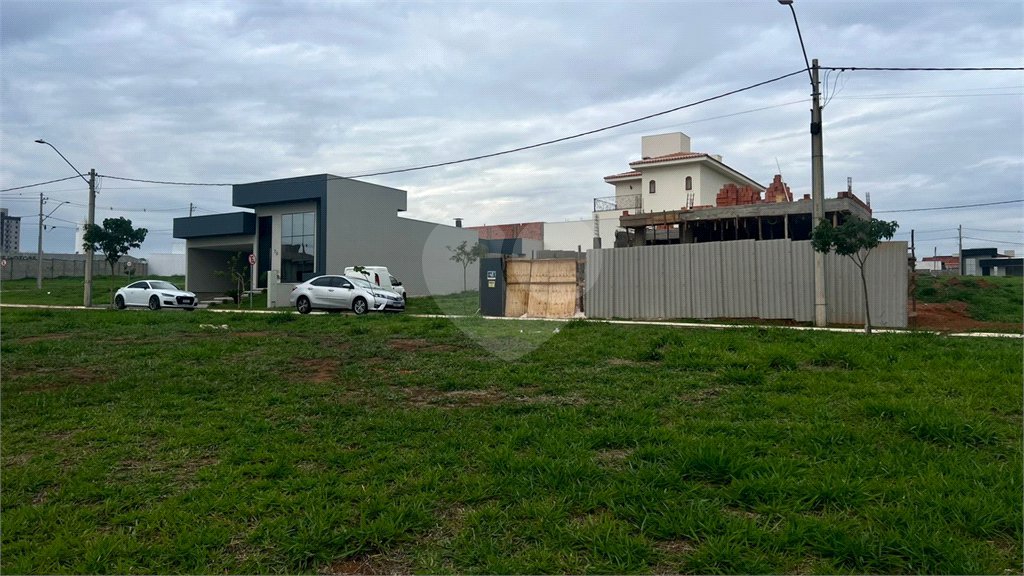 Terreno a venda no Condomínio Monte das Araucárias