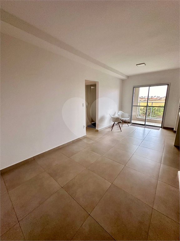 Apartamento Mobiliado de 2 Dormitórios com Suíte no Edifício Valentina Park Venda