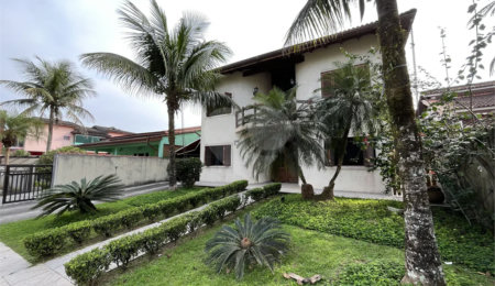 Casa à venda com 5 suítes em Morada da Praia, Bertioga, SP