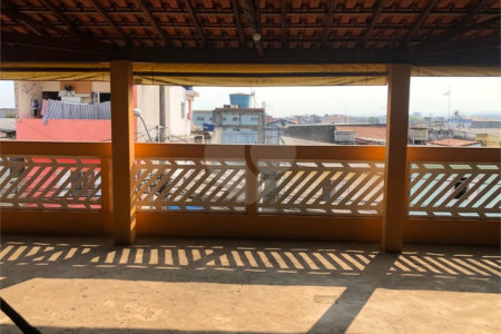 Imóvel para Renda com 265m² e 3 Casas, localizado no bairro Jardim Presidente Dutra