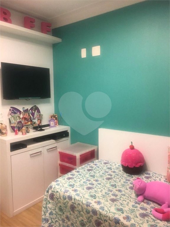 Apartamento à venda com 3 suítes em Vila Bertioga, São Paulo, SP