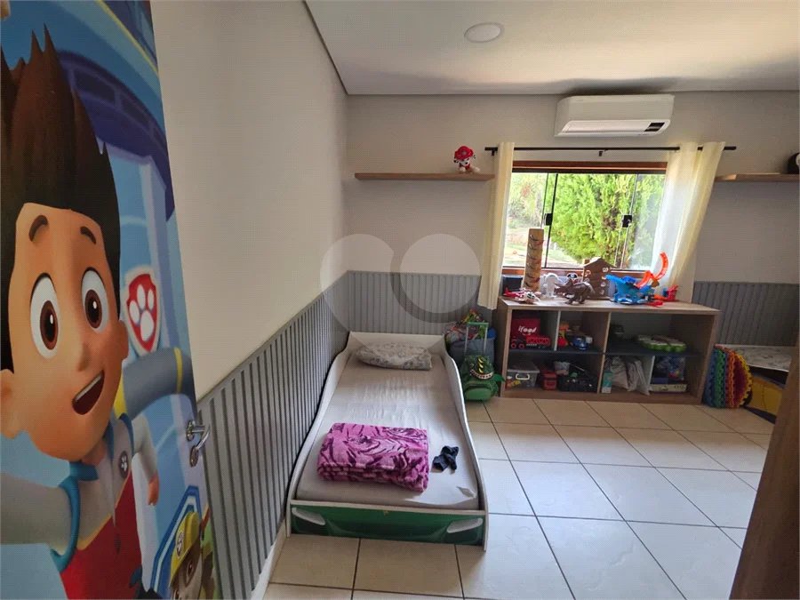 Casa com 3 dormitórios e piscina no Condomínio Cafezal VI em Itupeva SP