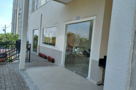 Apartamento Térreo – Condomínio Monte Pinheiros