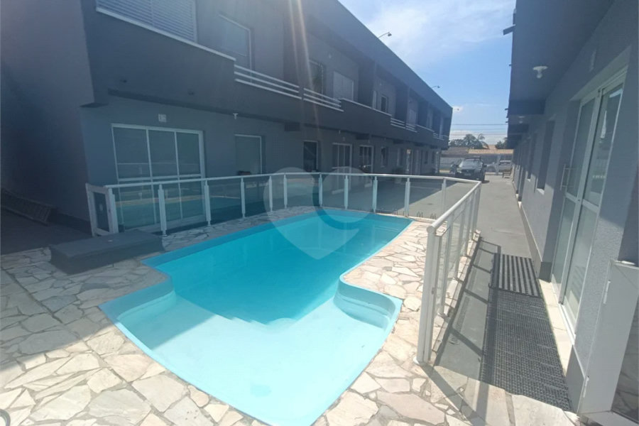 Casa à venda ou para alugar com 2 suítes em Boraceia, Bertioga, SP