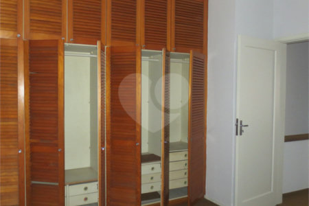 Sobrado de Vila na Chácara Inglesa/Saúde - 2 quartos/ 2 Vagas