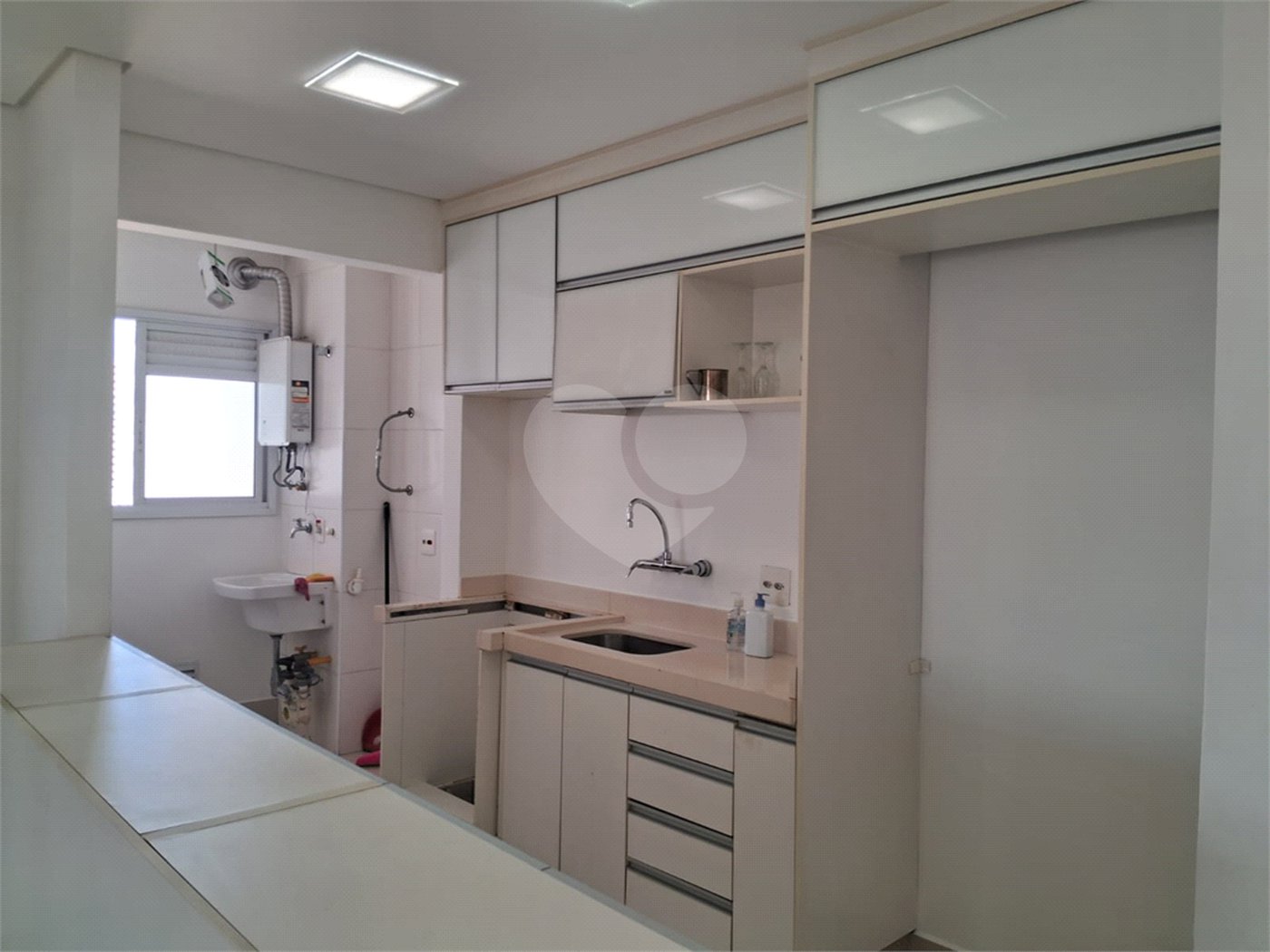 Apartamento a venda ao lado do Metro Ipiranga