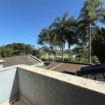 Casa alto padrão condomínio fechado em Atibaia com 4 suítes e ampla área de lazer, espaço gourmet, piscina, 6 vagas garagem