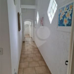 Casa Ampla com 5 Dormitórios, Piscina e Lazer Completo em Terreno de 1.260 m²