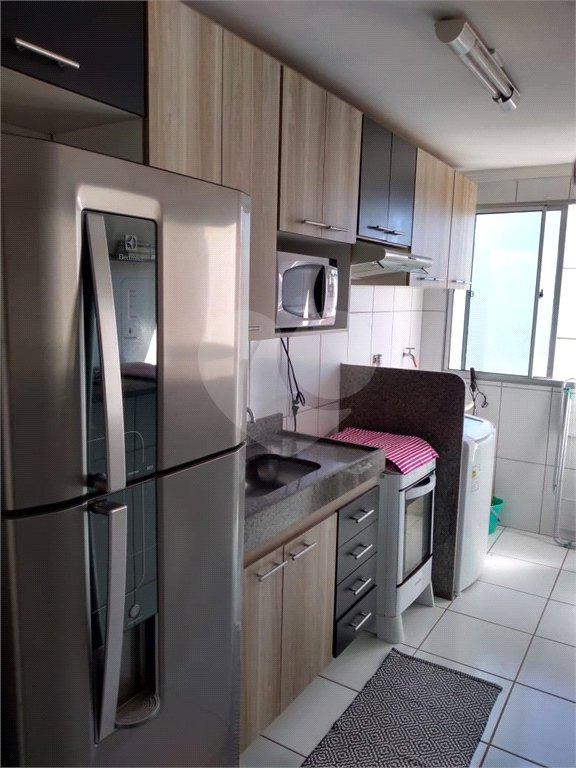 Apartamento com 2 dormitórios