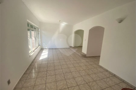 CASA TÉRREA NO CENTRO DE MOGI DAS CRUZES 193 m2— RESIDENCIAL OU COMERCIAL, 3 quartos ,1.200.000,00