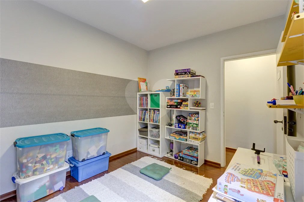 Sobrado à venda com 3 quartos, sendo 1 suíte, em Chácara Santo Antônio, São Paulo, SP