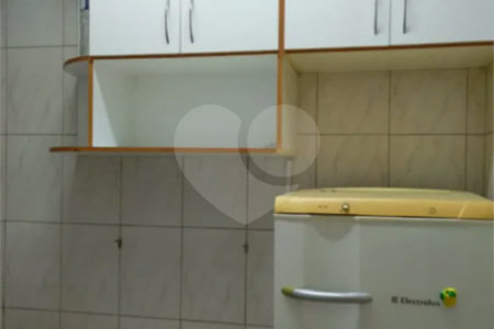 Apartamento Reformado à Venda – Localização Privilegiada!