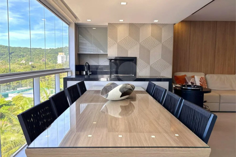 Apartamento à venda com 4 quartos, sendo 3 suítes,  em Riviera de São Lourenço, Bertioga, SP