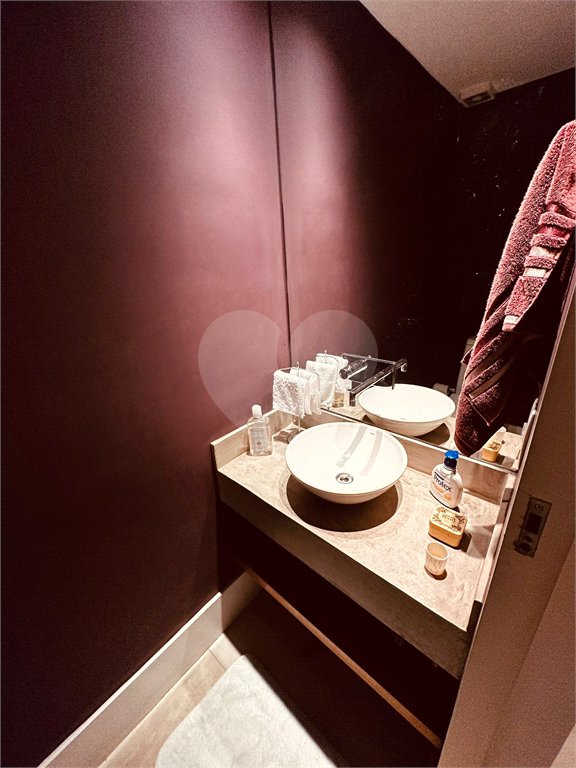 Apto duplex 120 m² a venda e locação no Paraiso com 2 suítes , 2 banheiros , lavabo e 2 vagas