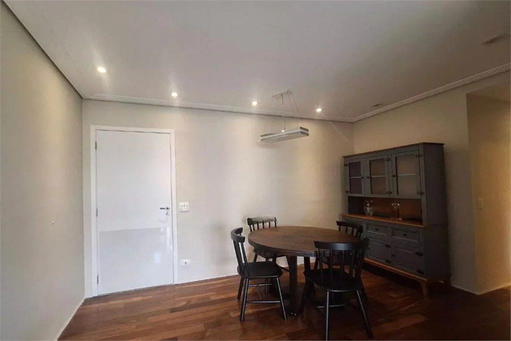 Apartamento à venda com 3 quartos, sendo 1 suíte, em Parque Reboucas, São Paulo, SP