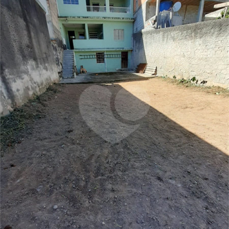 Sobrado à venda com 4 quartos em Vila Correa, Ferraz de Vasconcelos, SP