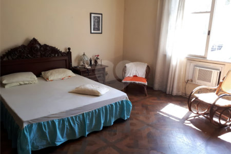 Casa à venda com 5 quartos, sendo 1 suíte, em Grajaú, Rio de Janeiro, RJ