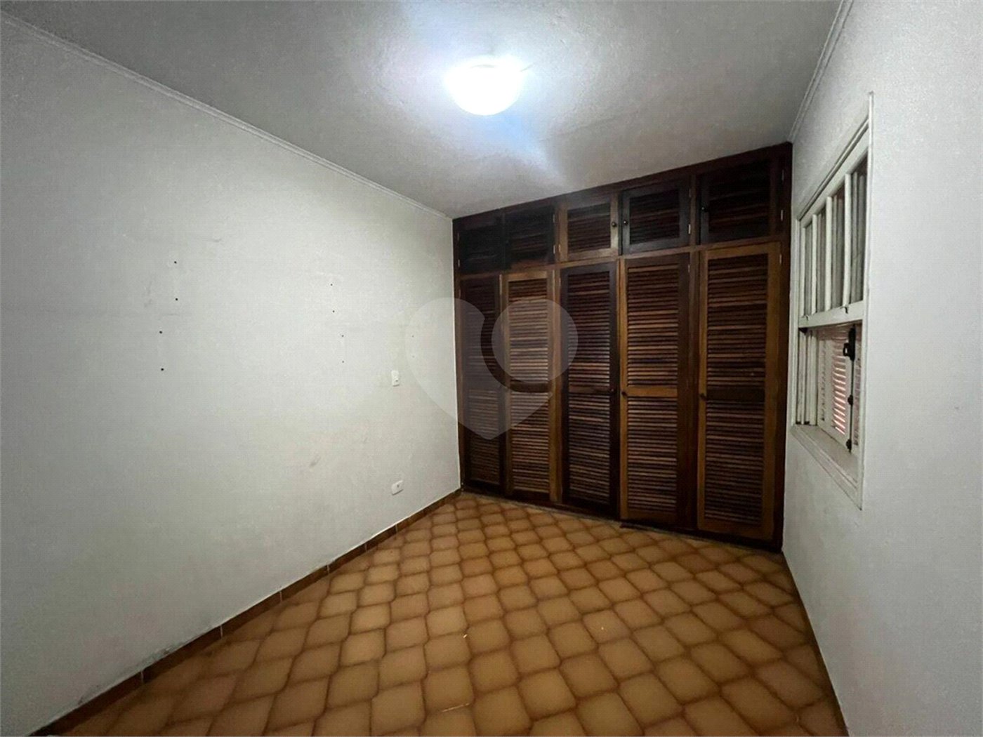 Casa à venda com 4 quartos, sendo 1 suíte, em Vila Mascote, São Paulo, SP