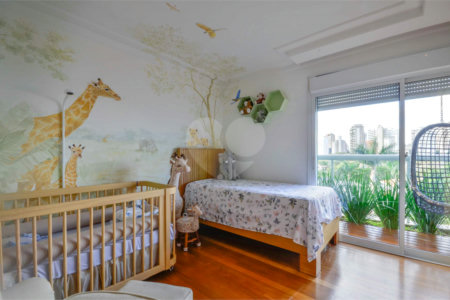 Casa à venda com 5 quartos, sendo 4 suítes, no condomínio Espaço Mobile - Real Parque, São Paulo - SP