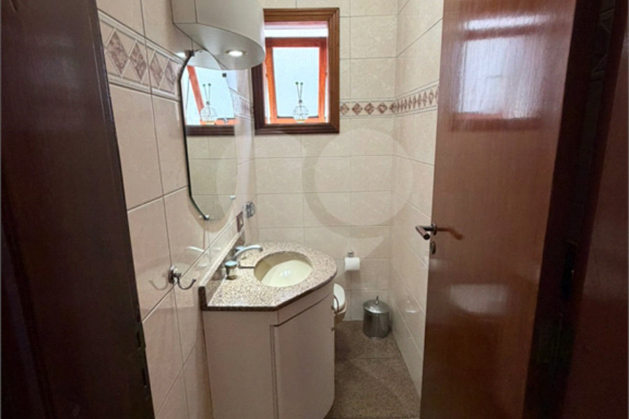 Casa à venda com 4 quartos, sendo 3 suítes, em Tremembé, São Paulo, SP