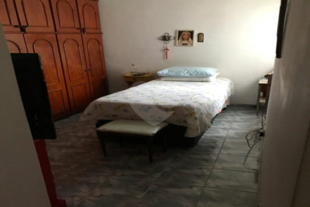 Casa à venda com 3 quartos, sendo 1 suíte,  em Jardim Ester Yolanda, São Paulo, SP