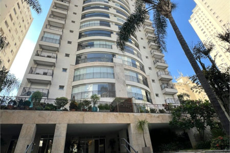 Apartamento à venda com 4 quartos, sendo 2 suítes,  em Brooklin Paulista, São Paulo, SP