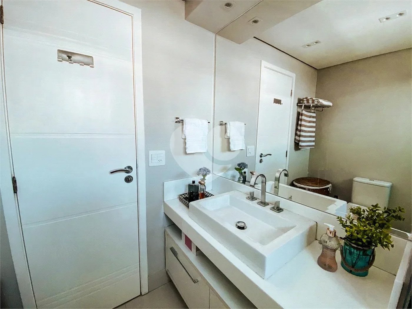 Apartamento à venda com 3 suítes em Santana, São Paulo, SP