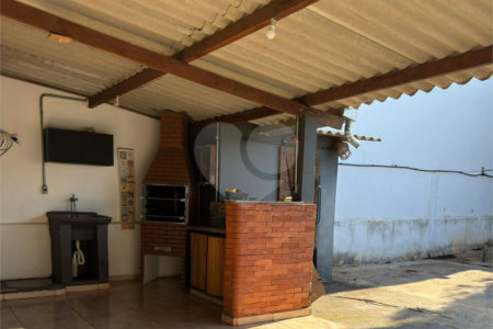 Casa à venda com 2 quartos em Vila Mazzei, Itapetininga, SP