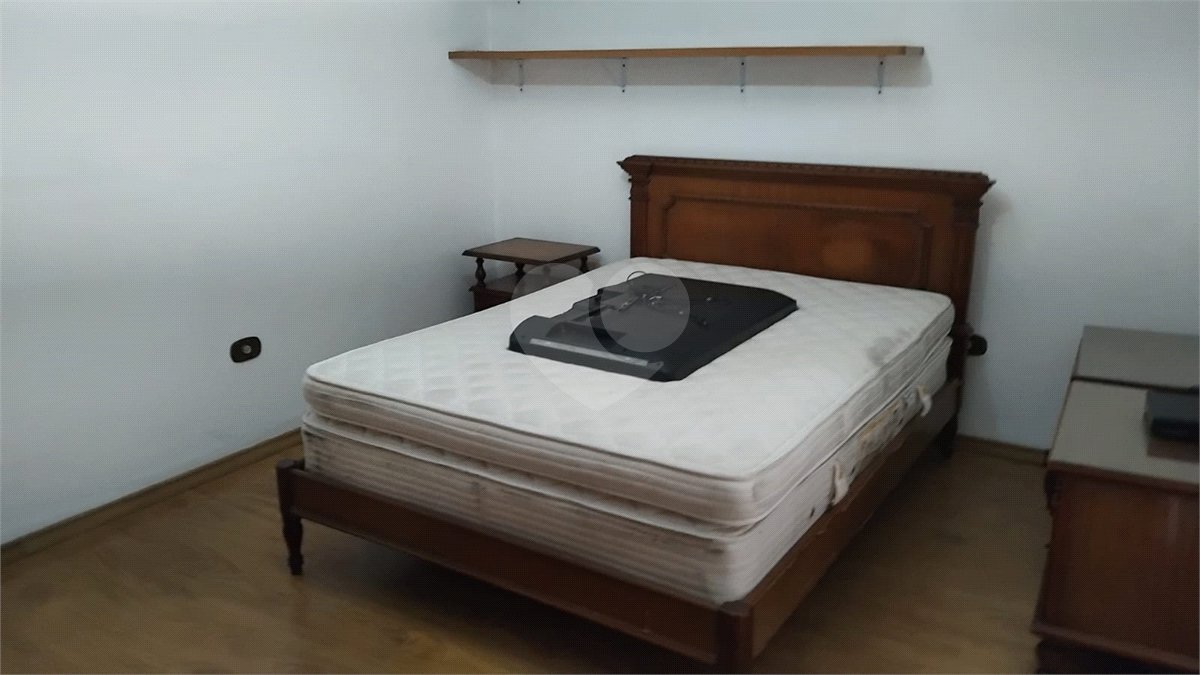 Sobrado à venda com 3 quartos, sendo 1 suíte, em Butantã, São Paulo, SP