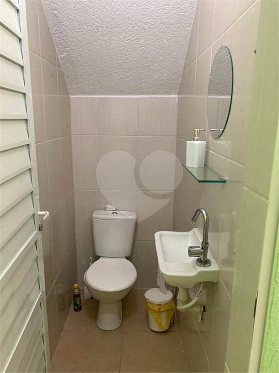 Sobrado à venda com 3 quartos, sendo 1 suíte,  em Vila Gumercindo, São Paulo, SP