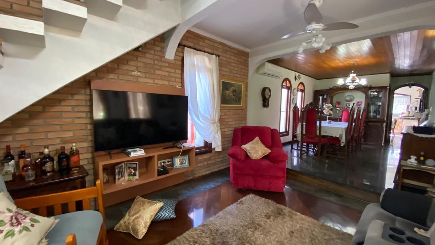 Casa com 4 dormitórios à venda, 380 m² por R$ 2.400.000,00 - Embaré - Santos/SP