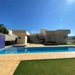 Casa à venda com 4 suítes no condomínio Ipê Velho, Vinhedo - SP