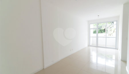 Apartamento à venda com 3 quartos, sendo 1 suíte, em Vila Isabel, Rio de Janeiro, RJ