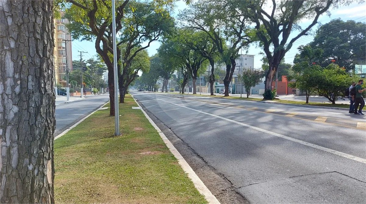 Terreno na Vila Monumento