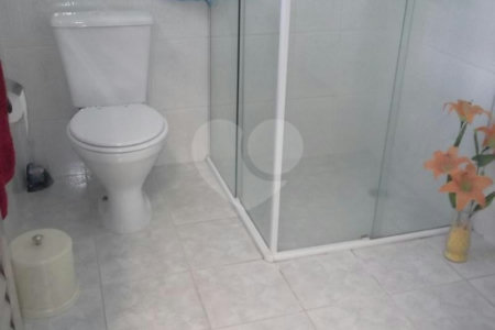 Casa Térrea à venda com 3 quartos em Vila Brasilina, São Paulo, SP