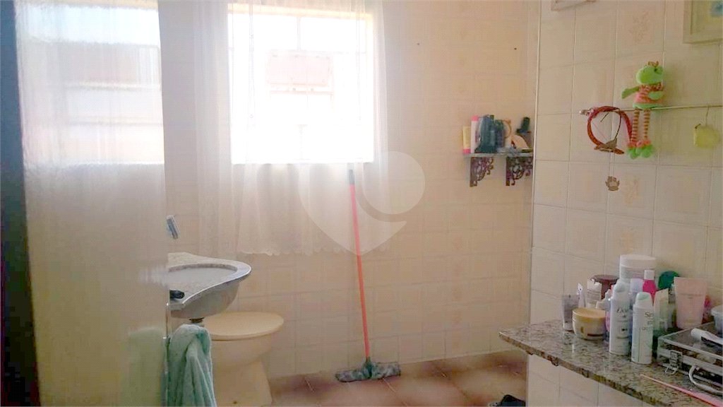 Casa à venda com 6 quartos, sendo 4 suítes, em Chora Menino, São Paulo, SP