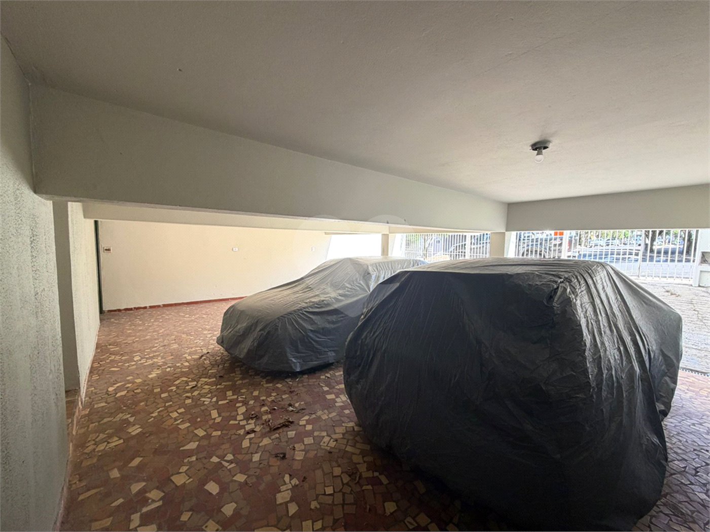 Casa à venda com 3 quartos, sendo 1 suíte, em Vila Aurora, Indaiatuba, SP