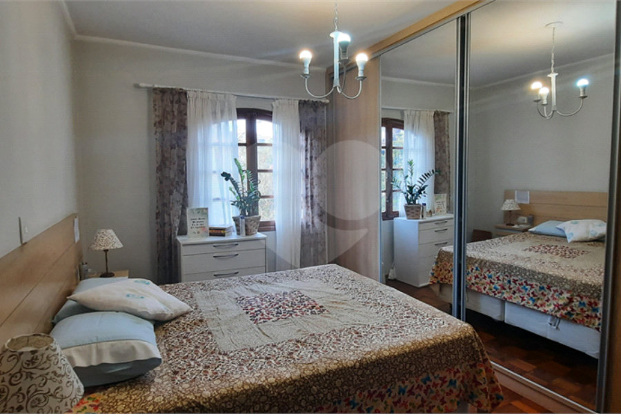 Casa à venda com 4 quartos, sendo 1 suíte,  em Mandaqui, São Paulo, SP