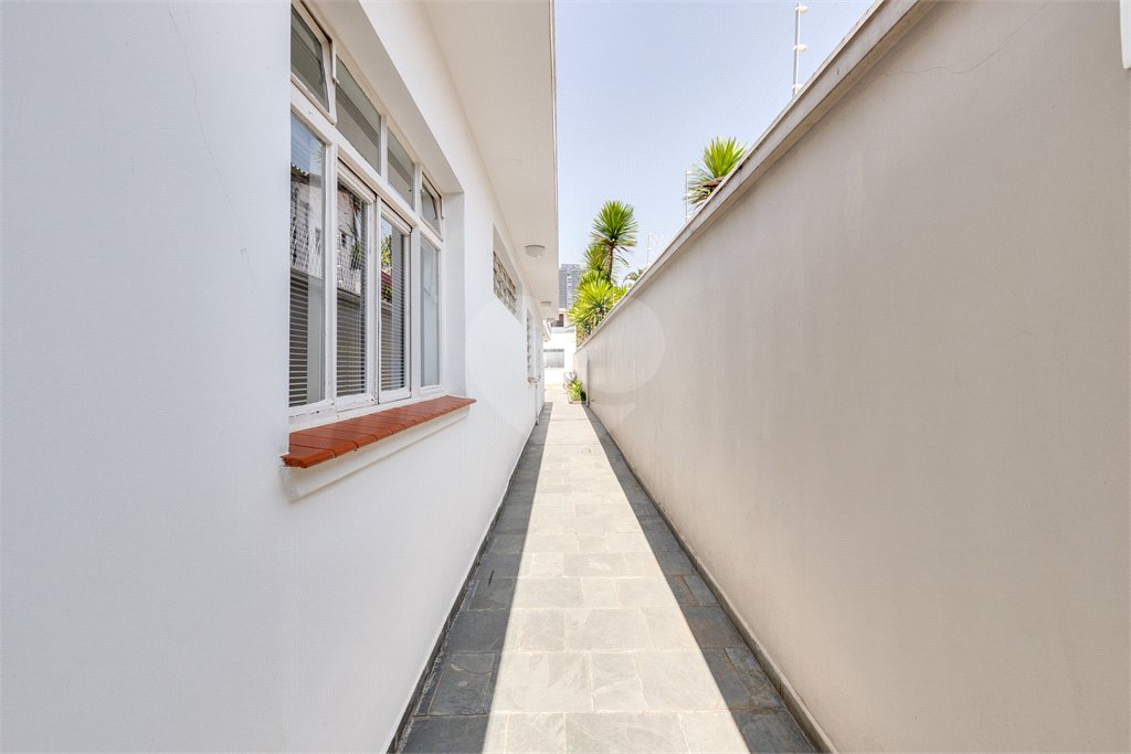 Casa Térrea à venda com 4 quartos, sendo 3 suítes, em Brooklin, São Paulo, SP