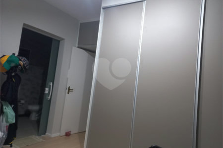 Sobrado à venda com 3 quartos, sendo 1 suíte,  em Villa Di Cesar, Mogi das Cruzes, SP