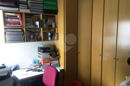 Casa à venda com 3 quartos, sendo 1 suíte,  no condomínio Villagio de Lucca II, São Paulo - SP