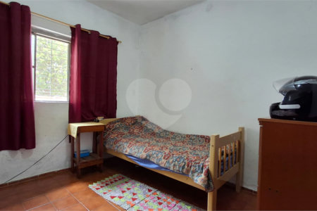 Casa de Vila à venda com 2 quartos em Vila Dylze, Votorantim, SP