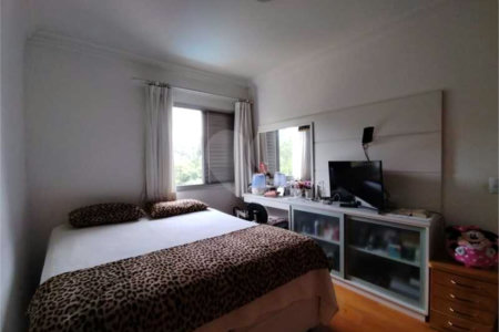 Apartamento à venda com 2 quartos, sendo 1 suíte, em Jardim Itacolomi, São Paulo, SP